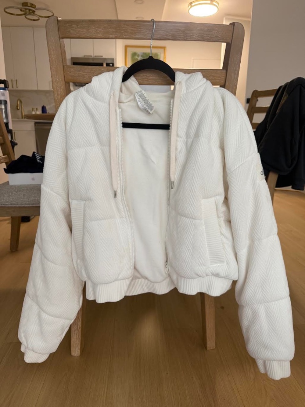 ALO like new cropped cozy full zip up
